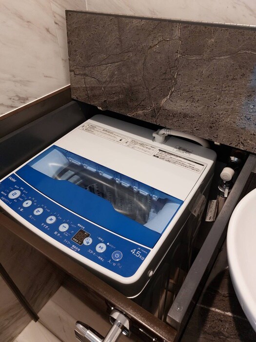 物件内観写真14　(洗濯機置場)