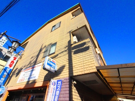 ゴールデンリバー外観写真
