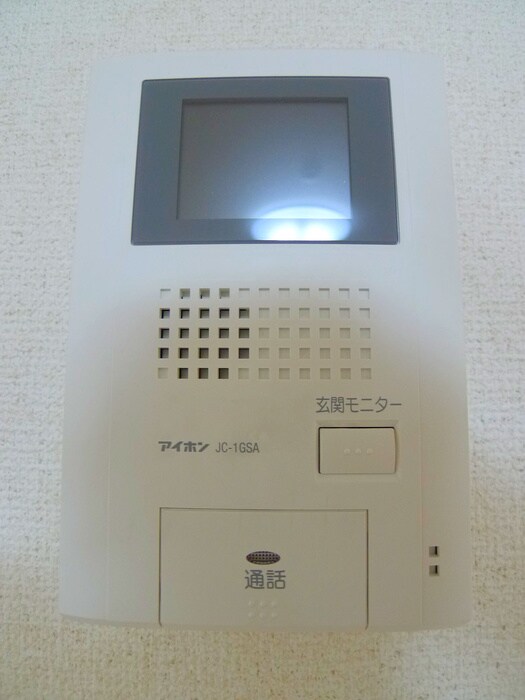 物件内観写真12　(玄関)