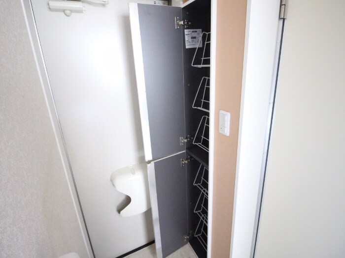 物件内観写真19　(靴箱)