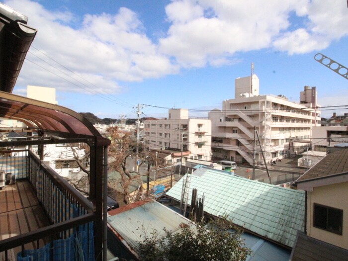 物件内観写真22　(室内からの展望)