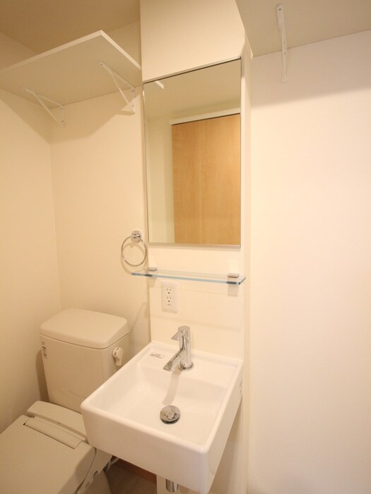 物件内観写真10　(洗面)