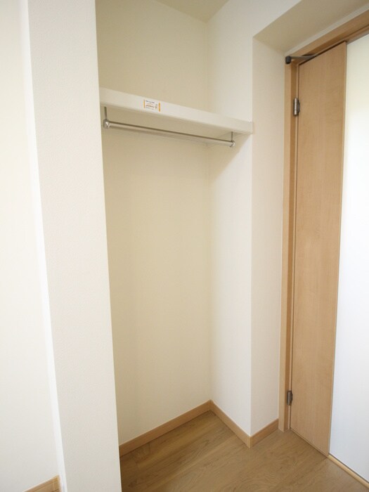 物件内観写真13　(収納)