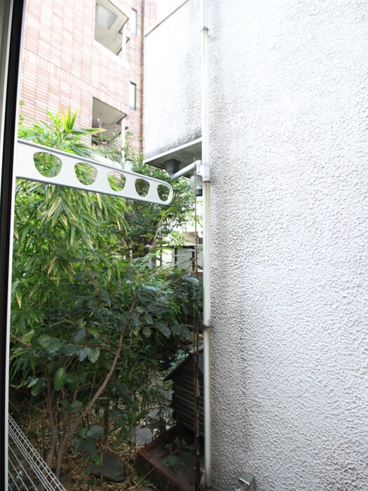 物件内観写真15　(室内からの展望)