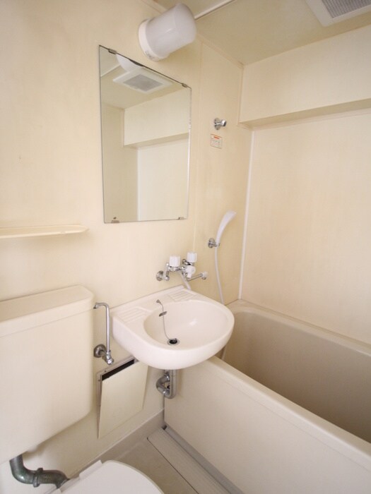 物件内観写真11　(洗面)