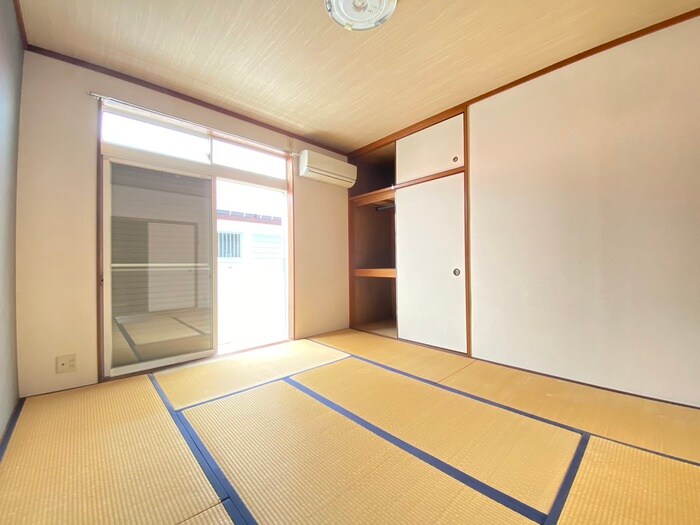 物件内観写真10　(居室)