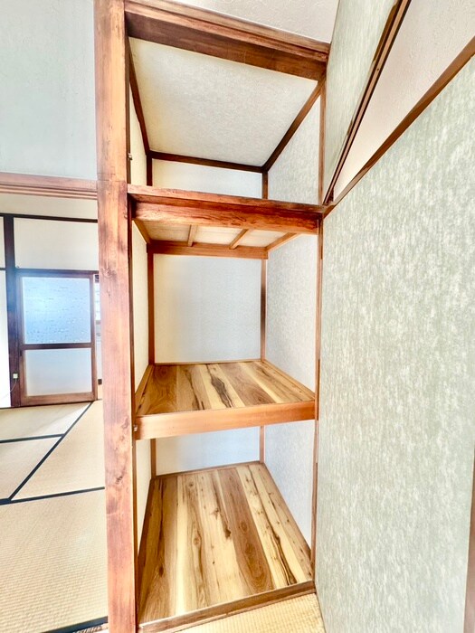 物件内観写真12　(収納)