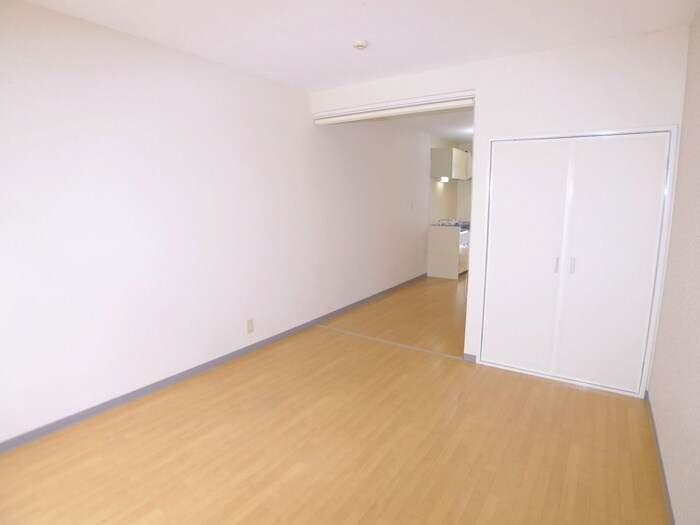 物件内観写真5　(居室)