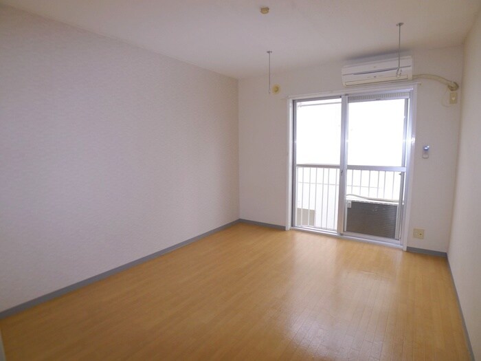 物件内観写真6　(居室)