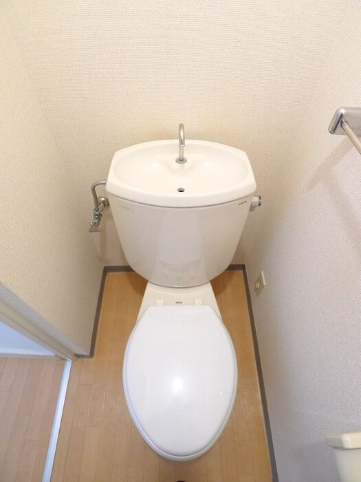 物件内観写真13　(トイレ)