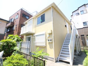リリ－コ－ポ外観写真