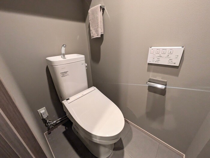 物件内観写真14　(トイレ)