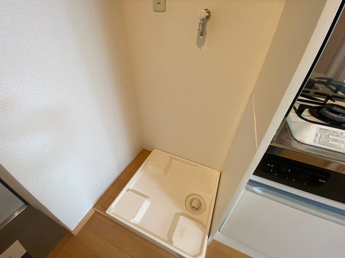 物件内観写真15　(洗濯機置場)