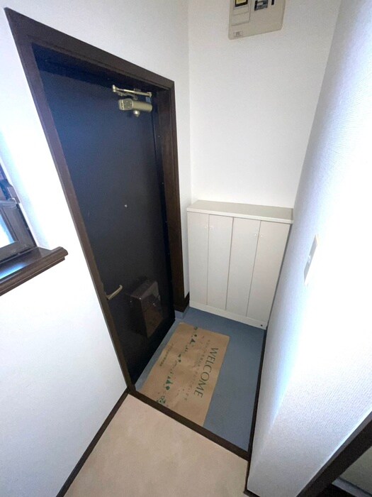 物件内観写真22　(玄関)