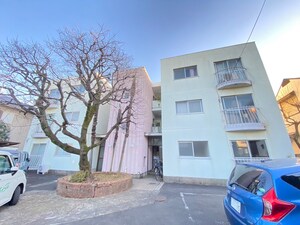 国立ロ－ズマンション外観写真