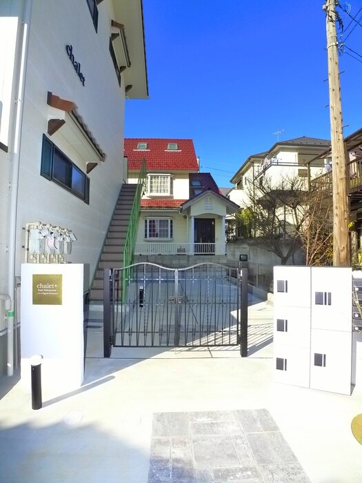 chalet+東中山のエントランス部分