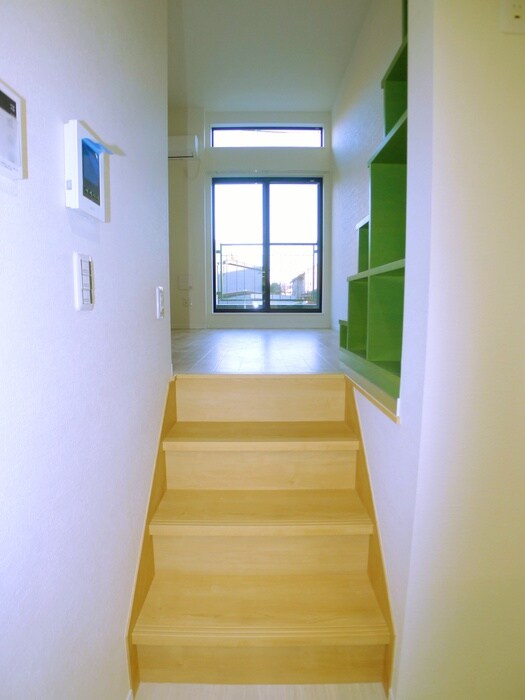 物件内観写真11　(廊下)