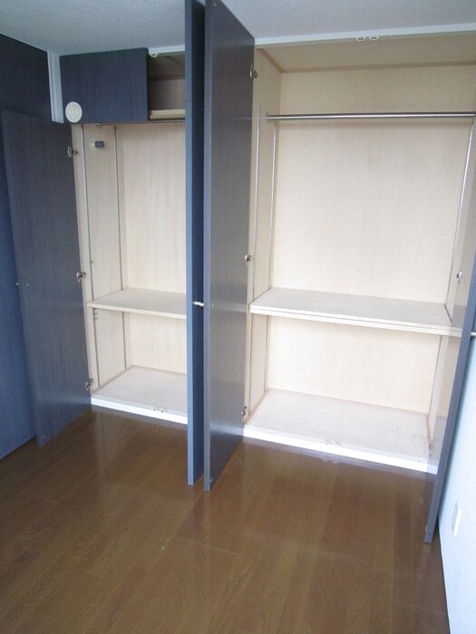 物件内観写真16　(収納)