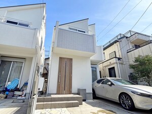 成田東戸建外観写真