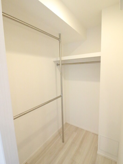 物件内観写真8　(収納)