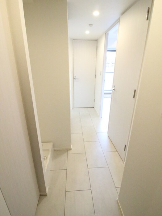 物件内観写真11　(廊下)