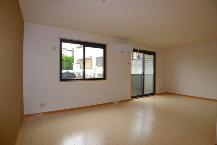 物件内観写真12　(居室)