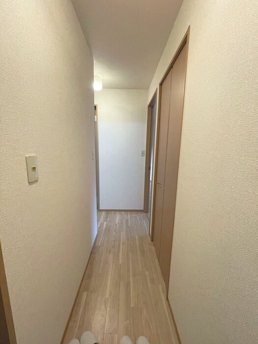 物件内観写真18　(廊下)