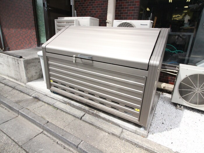 物件外観写真6　(建物設備)