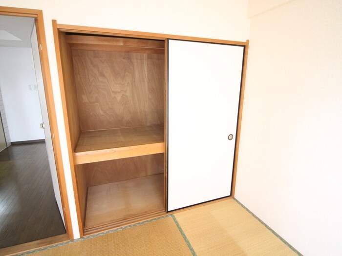物件内観写真17　(収納)
