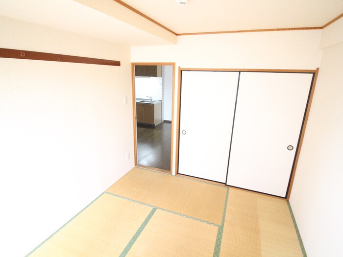 物件内観写真19　(居室)