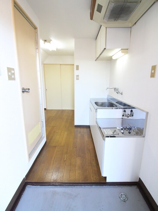 物件内観写真15　(廊下)