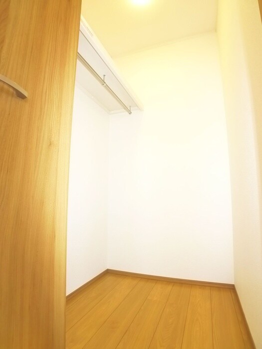 物件内観写真14　(収納)