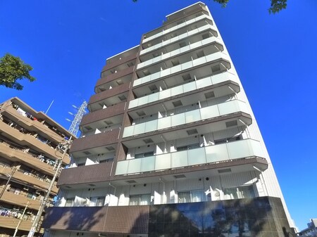 ﾗｲｼﾞﾝｸﾞﾌﾟﾚｲｽ綾瀬三番館(601)外観写真