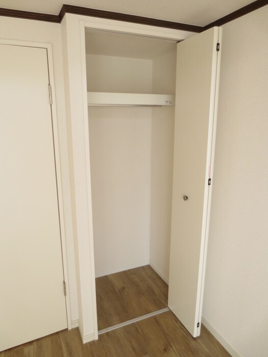 物件内観写真12　(収納)