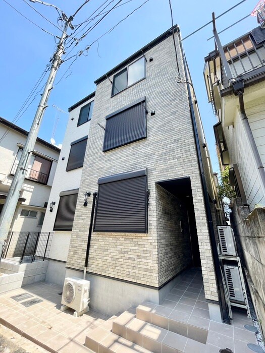 物件外観写真1　(外観写真)