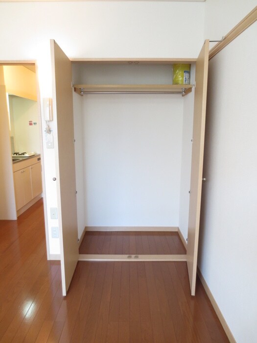 物件内観写真10　(収納)