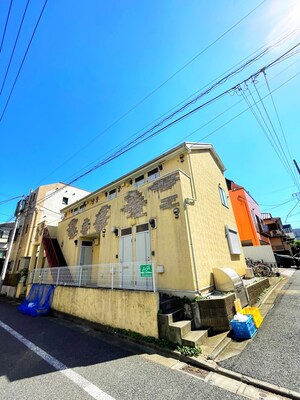 上馬ＷＥＳＴ外観写真