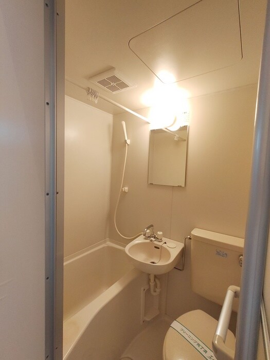 物件内観写真13　(バス／シャワールーム等)