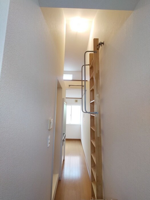 上馬ＷＥＳＴの廊下