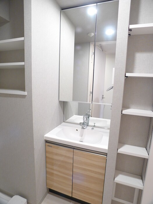 物件内観写真13　(洗面)