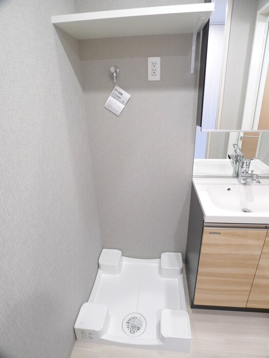 物件内観写真13　(洗濯機置場)