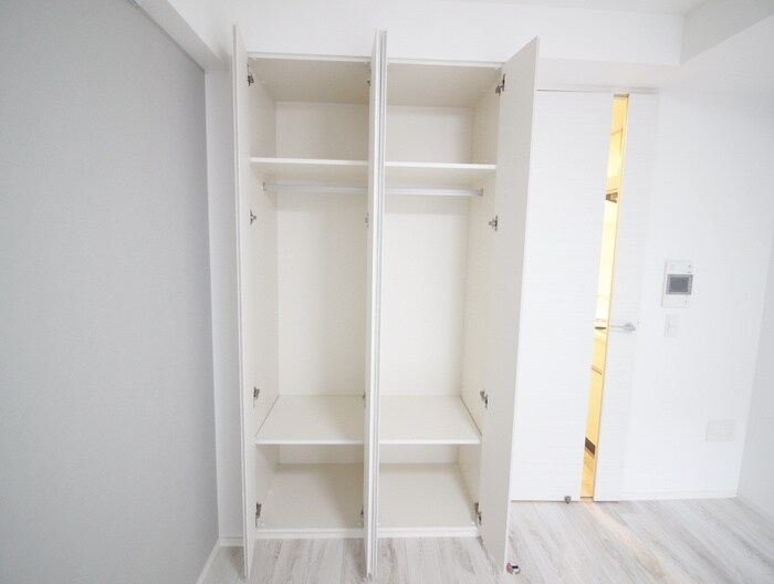 物件内観写真12　(収納)