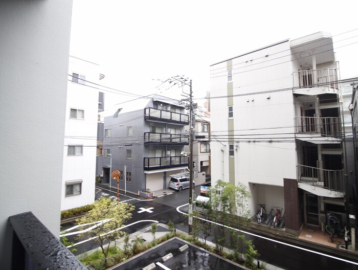 物件内観写真16　(室内からの展望)