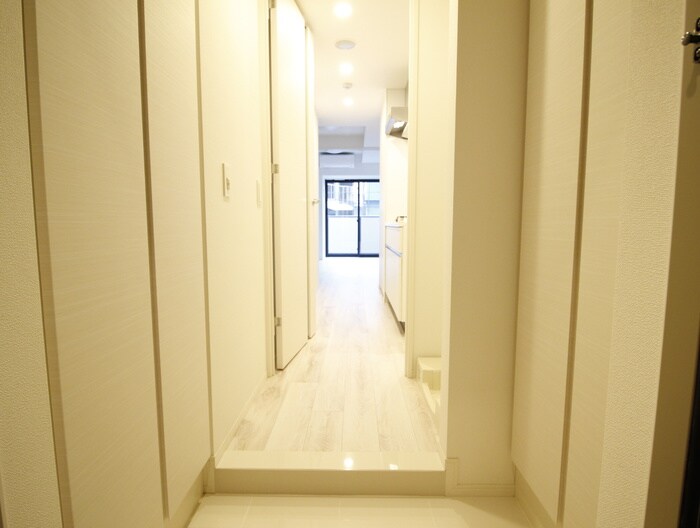 物件内観写真20　(廊下)