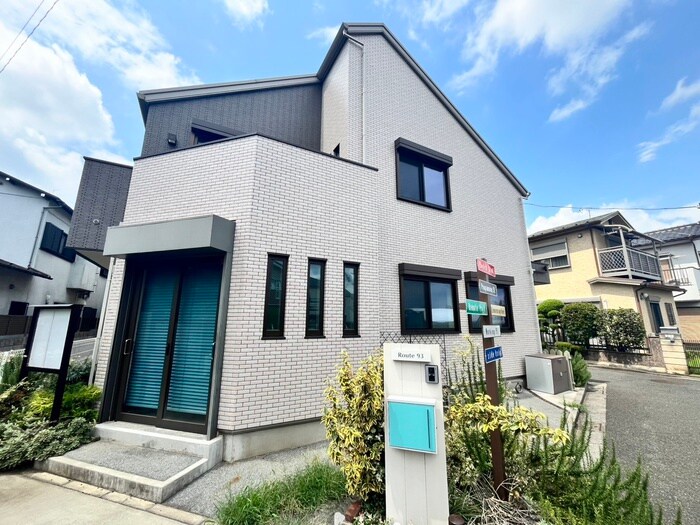 物件外観写真5　(外観写真)