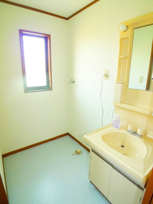 物件内観写真11　(洗面)