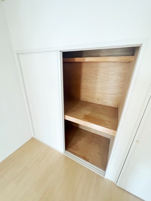 フジヤクレストコ－トＡの収納