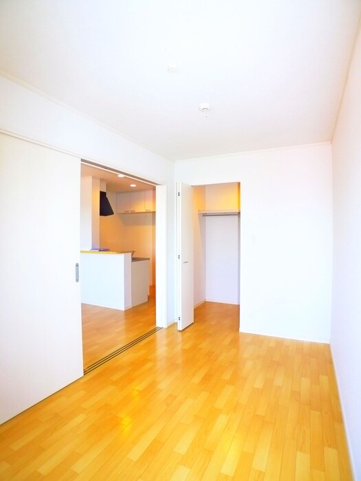 物件内観写真10　(居室)