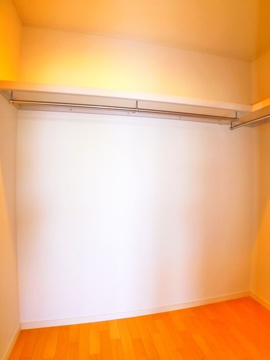 物件内観写真11　(収納)