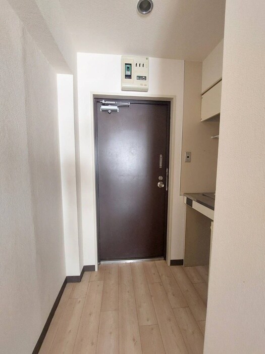 物件内観写真19　(玄関)